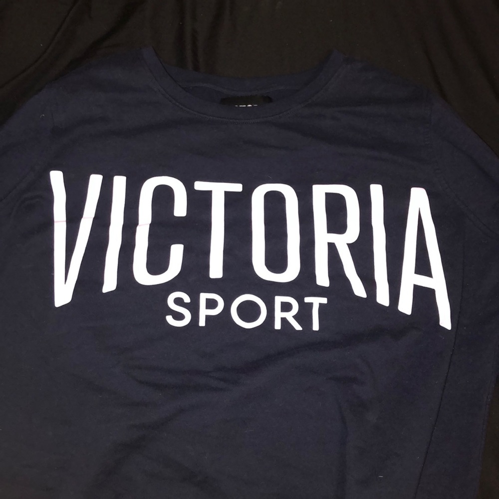 victoria’s sport pullover